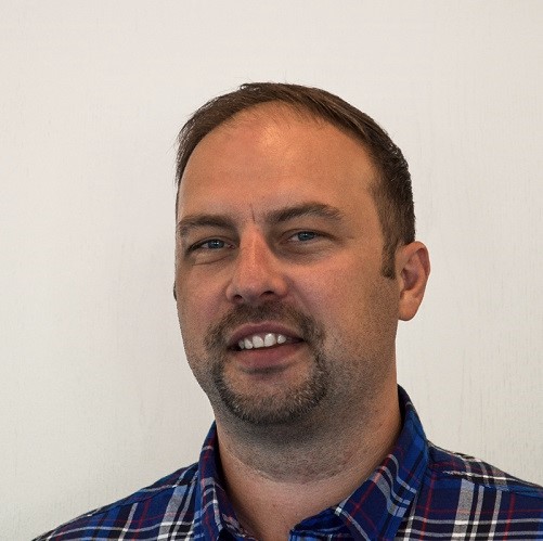stanislav-bart-fertigungsleiter-velsycon-500×500 Stanislav Bar - Fertigungsleitung velsycon - Fahrzeugbau Silo-Wechselsysteme